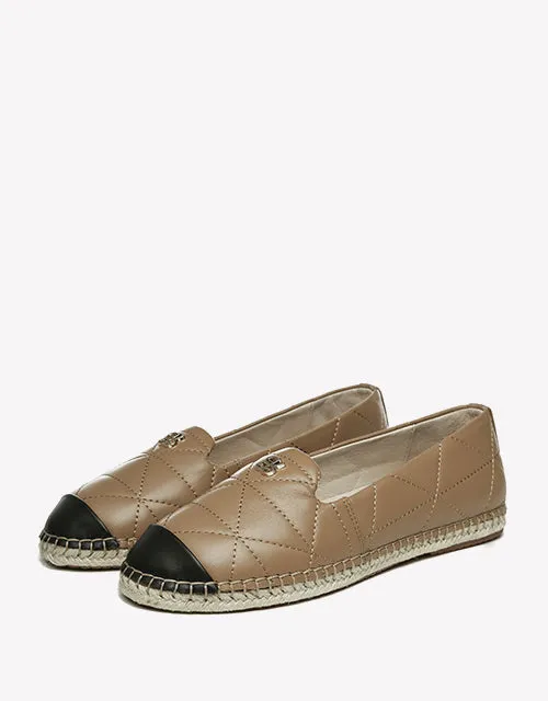 Evelyn in Brown