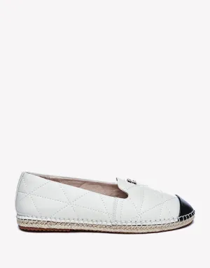 Evelyn in Ivory