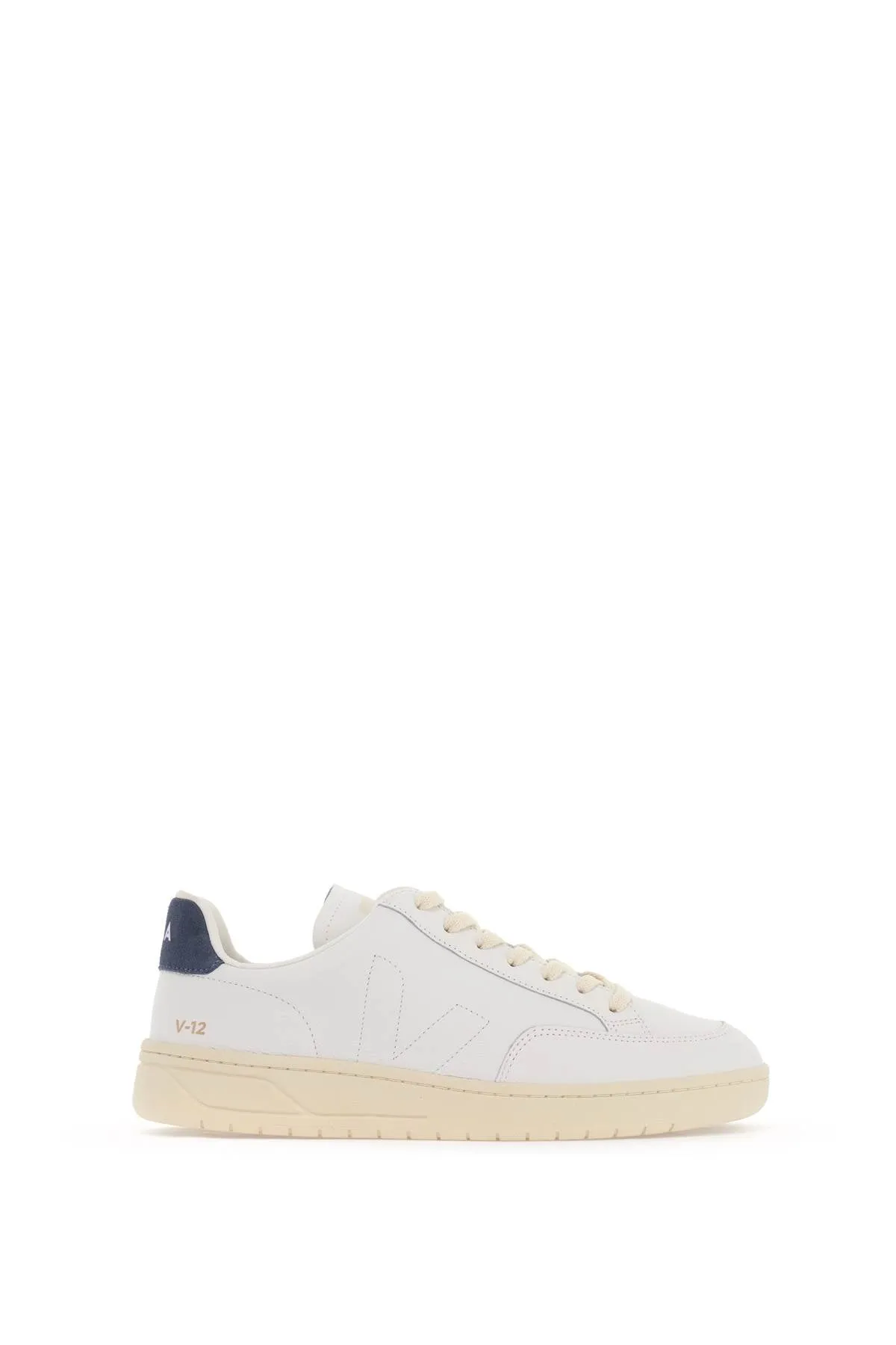VEJA leather v-12 sne